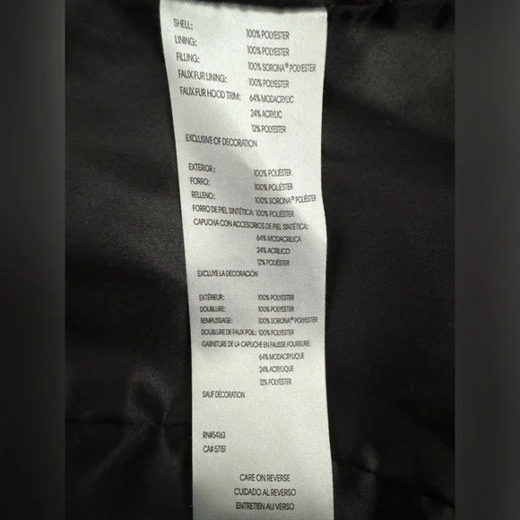 COPY - Small Women's Calvin Klein Black and Army Green Puffer Coat with Faux Fu… - Picture 12 of 12